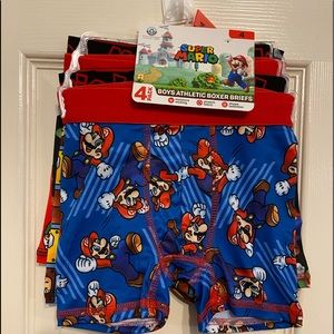 Super Mario Boys Boxer Briefs size 4